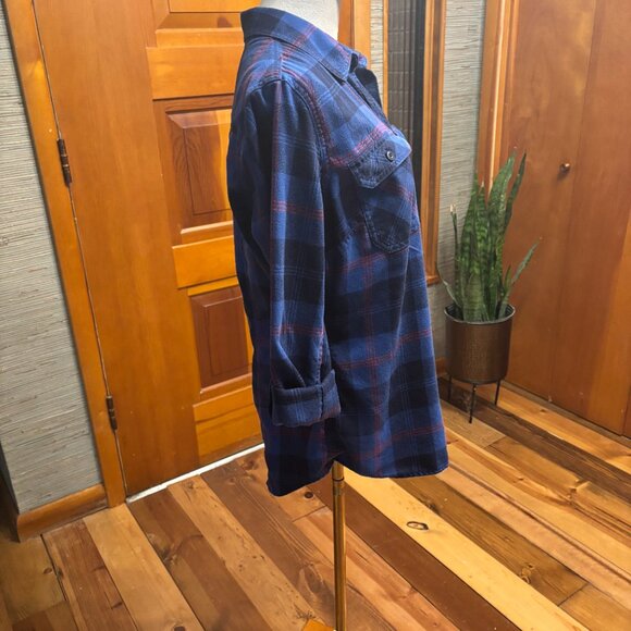 Set of Duluth Trading Co Flannel Shirts - Picture 6 of 8
